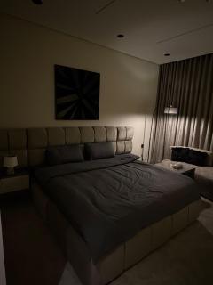 Cozy Studio Apartment - 2