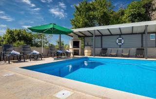 Beeindruckende Villa am Rande des Parenzana mit Privatpool, Babybett und toller Aussicht - 7
