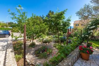 Helles Apartment nur 300 Meter zum Strand mit herrlichem Meerblick und Kinderschaukel - 2