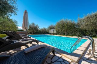 Bezaubernde Villa mit Meerblick, Jacuzzi, Babybett, Grill - 7