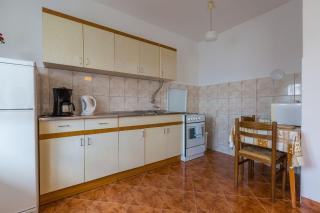 Charmantes Apartment nur 650 Meter zum Strand mit Meerblick, BBQ-Bereich, Privatparkplatz - 3