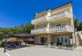 Modernes Apartment nur 390 Meter zum Strand mit herrlichem Meerblick und Parkplatz - 9