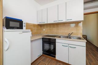Idyllisches Studio-Apartment mit Meerblick, Privatparkplatz, Klima, WiFi - Sopaljska - 1