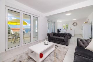 Ausgefallenes Apartment nur 650 Meter zum Sandstrand mit Meerblick - 1