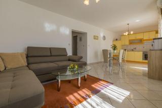 Hundefreundliches Apartment nur 470 Meter zum Strand mit Babybett und Meerblick - 2