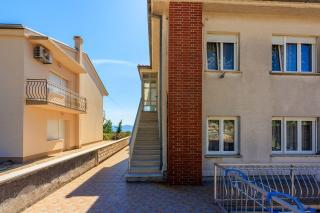 Komfortables Apartment nur 400 Meter zum Strand mit Meerblick, Grillbereich, Klima - 7