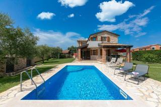 Mediterrane Villa mit privatem Salzwasserpool, Babybett, Whirlpool, Tischtennis, Spielplatz - 8