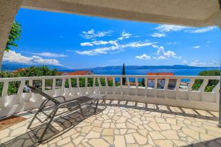 Malerisches Apartment mit traumhaften Meerblick, Grillplatz, Garten, Waschmaschine - 0