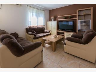 Besonderes Apartment mit Pool, Grillplatz, Waschmaschine, Meerblick, Klima - 5