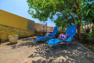 Komfortables Apartment nur 300 Meter zum Strand mit Liegestuhl, BBQ, Parkplatz - 5