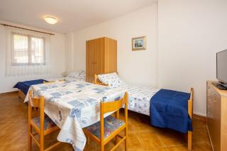 Beschauliches Studio-Apartment nur 250 Meter zum Strand mit Meerblick, Parkplatz, Grill - 7