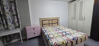 3 Bed Bedroom Apartment near Dundrum-Sandyford - 0