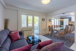 Exklusives Ferienhaus mit Privatpool, Whirlpool, Meerblick, Billard, Tischtennis, Fitnessgeräte - 3