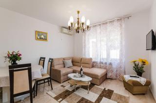 Lichtdurchflutetes Apartment nur 500 Meter zum Strand mit traumhafter Terrasse - 2