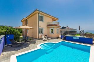 Luxusvilla mit Privatpool, Whirlpool, Meerblick, Billard, Fitnessgeräte, Garage - 5