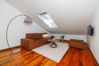 Dachgeschoss Apartment mit Meerblick, Privatparkplatz und Waschmaschine - 4