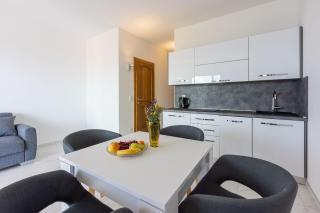 Lichtdurchflutetes Apartment mit Grillbereich, Meerblick, Waschmaschine - 1