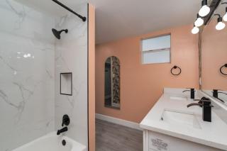 Cozy Orlando Studio with Jacuzzi, Fire Pit, and BBQ - 5