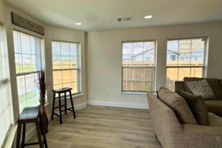 Family-Friendly Stay Near Downtown Houston - 2