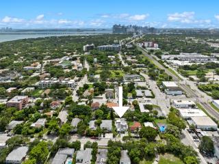 Design District Luxury Home Miami Getaway - 4
