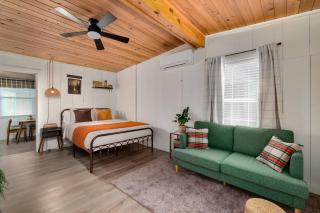 Modern Downtown Orlando Studio in a Prime Location - 4