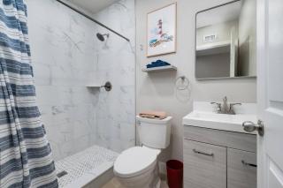 Hip Orlando Studio Nearby Restaurants and Parks - 3