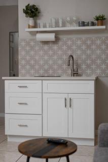 Chic Studio Near Downtown & Theme Parks - 6