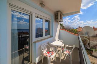 Komfortables Apartment mit Meerblick, Klima, WiFi und Waschmaschine - 2