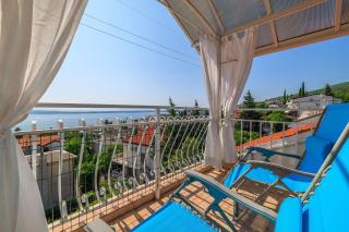 Dachgeschoss Apartment nur 450 Meter zum Sandstrand mit Meerblick und Klima - 9