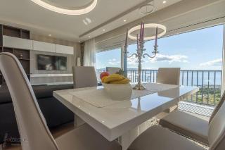 Bezauberndes Apartment mit Pool, Meerblick, Garage, Waschmaschine - 4