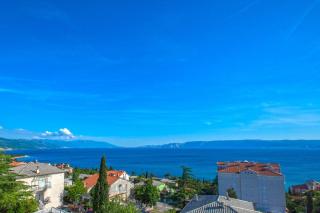 Malerische Dachgeschosswohnung mit atemberaubenden Meerblick, nur 400 Meter zum Strand - 6