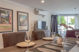 Upmarket- Heart of Hamilton Apt - 9