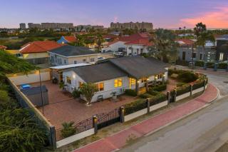 3BR Villa 5 min to Palm Beach Pool and BBQ - 4