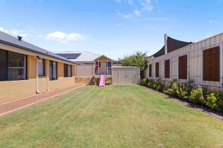 Spacious Escape in Tapping - 1