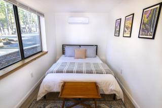 Boat Dock - Lake Front - 2 Hot Tubs - Sleeps 23 - 3