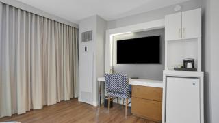 702 King Corner Near MetLife & American Dream - 8