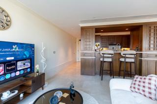 St Regis Cairo Luxury Side Nile View Apartment - 4