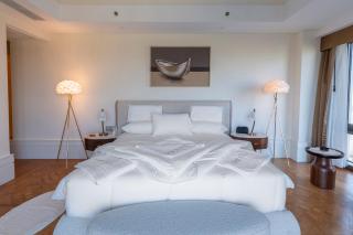 St Regis Cairo Luxury Side Nile View Apartment - 3