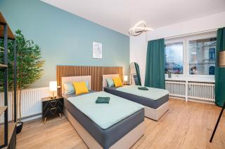 Modern Suite - Perfect for 5 Guests - 2 Balcony - Netflix - by Smart Home - 5