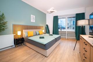 Modern Suite with Balcony - Best Point by Rudolfplatz - Perfect for 5 Guests - Netflix - 3