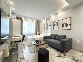 Luxury Downtown Apartment F1 - 2