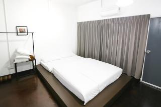 Knocknock 70s Home, Jonker Free Parking, 10-18pax - 4