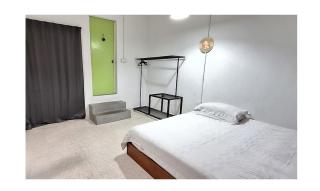 Knocknock 70s Home, Jonker Free Parking, 10-18pax - 7