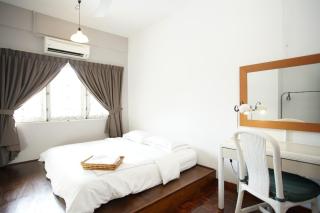 Knocknock 70s Home, Jonker Free Parking, 10-18pax - 3