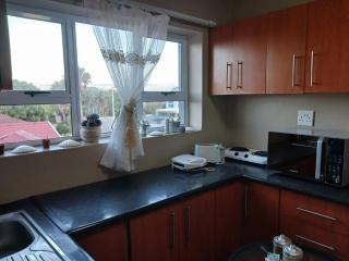 Upstairs unit 2 Adults Amaan Guest House - 2