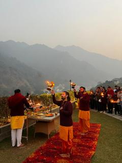 ALOHA DIVINE GANGES APARTMENTS with INFINITY POOL - 7