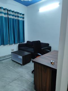 Perfect for Business & Family - 1BHK in Dwarka - 3