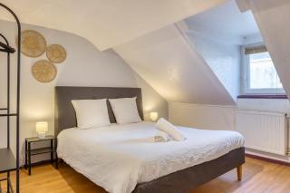 Nahiba votre F2 avec vue sur Vieux-Marché - 8