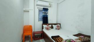 BYAPARI PALACE GUEST house - 4