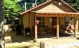 Idyllic Cabin Rental for the Perfect Summer Vacation on Clear Lake in Michigan - 8